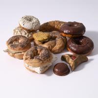 11 David Gilhooly Ceramic Pastry Sculptures - Sold for $2,944 on 11-15-2025 (Lot 39).jpg